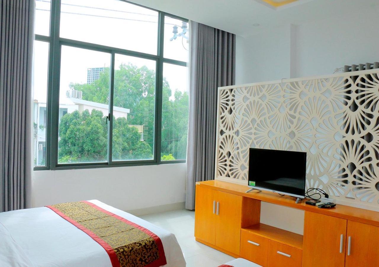 Hotel Khach San Pho Ngoc Nha Trang Exterior foto